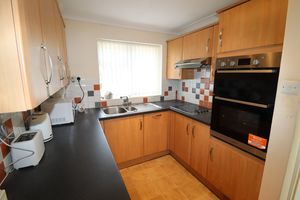 Kitchen- click for photo gallery